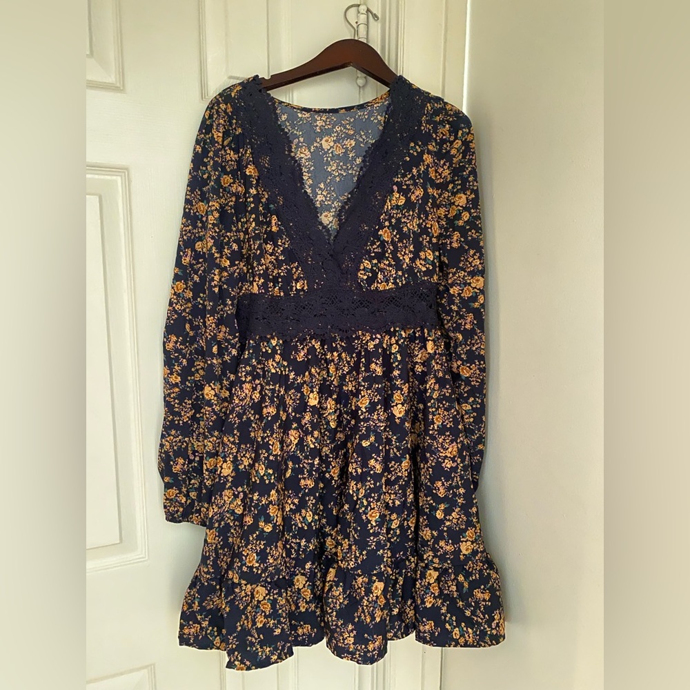 Brand new lace rib dress in floral navy